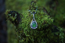 Load image into Gallery viewer, Earthdrop Pendant - green serpentine
